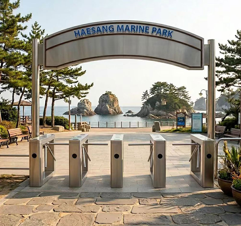 Rainproof ticket validation seaside tripod turnstile